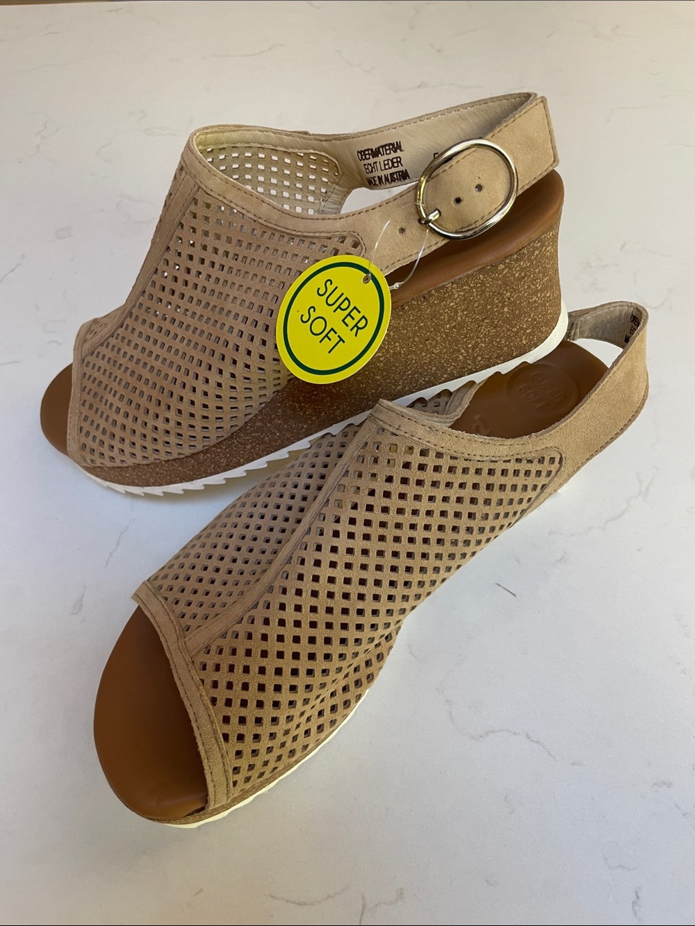 NWT Paul Green Super Soft Taupe Perforated Wedge Sandals 5 (7.5 US)